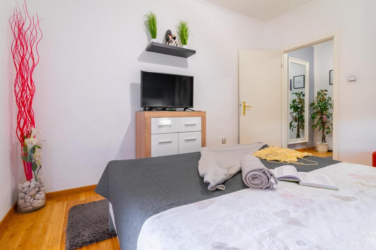 Apartments Villa Tomas Brela Εξωτερικό φωτογραφία