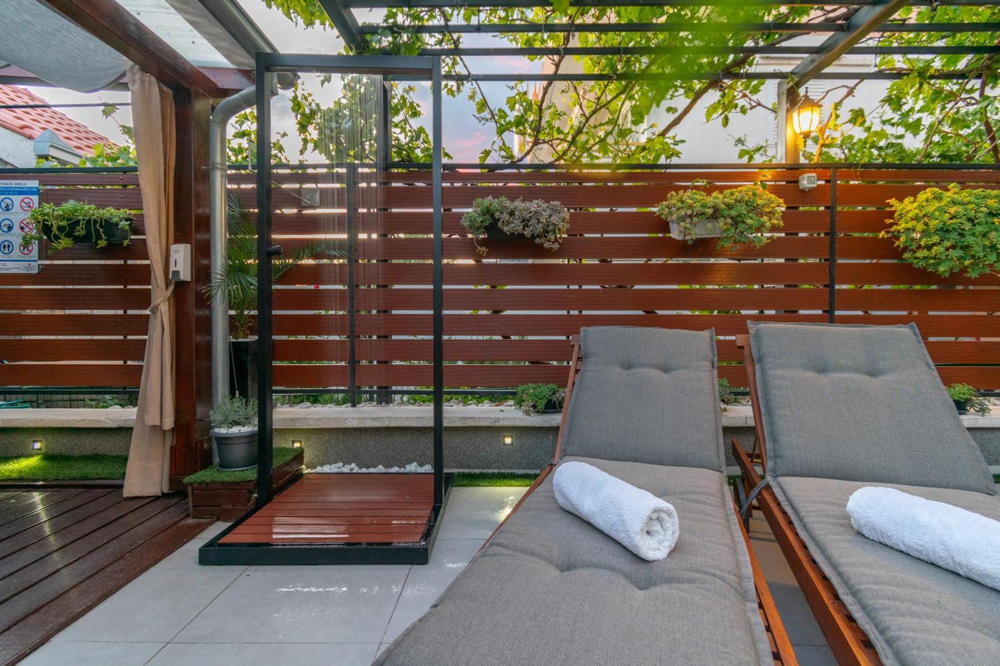 Apartments Villa Tomas Brela Εξωτερικό φωτογραφία